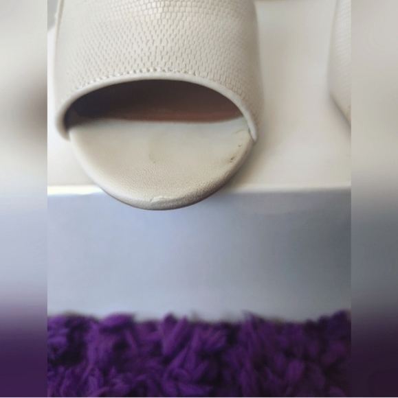 Calvin Klein White Cream Open Toe Heels - Picture 8 of 11